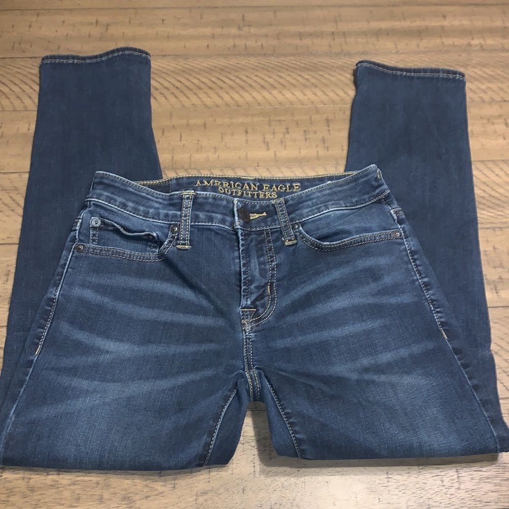 American Eagle Extreme Flex Skinny jeans size 28x28